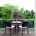 מלון דירות Parkside House