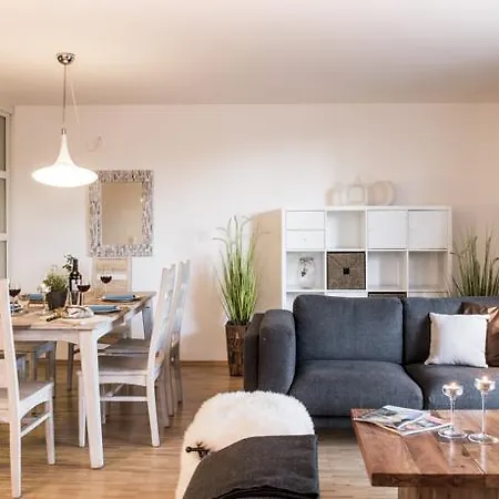 Parkside House Aparthotel
