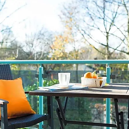 Ξενοδοχείο με διαμερίσματα Parkside House 4*