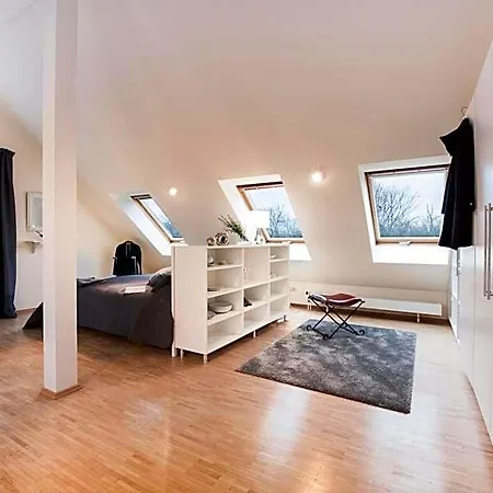 Ξενοδοχείο με διαμερίσματα Parkside House 4*