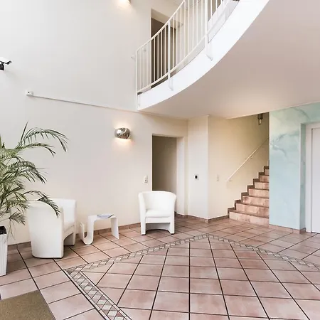 Ξενοδοχείο με διαμερίσματα Parkside House
