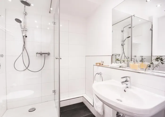 Parkside House Appart hôtel 4*