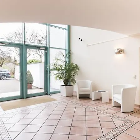 Parkside House Aparthotel